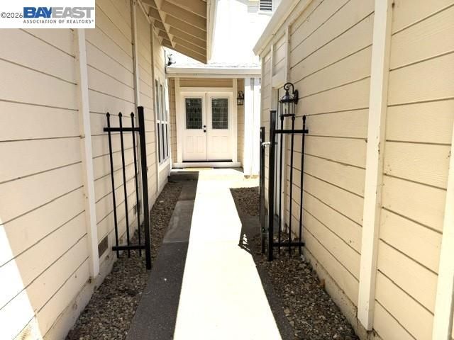 498 Freitas Rd, Danville, CA 94526