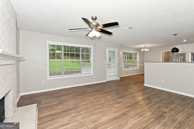 133 Crown Oaks Drive, Stockbridge, GA 30281