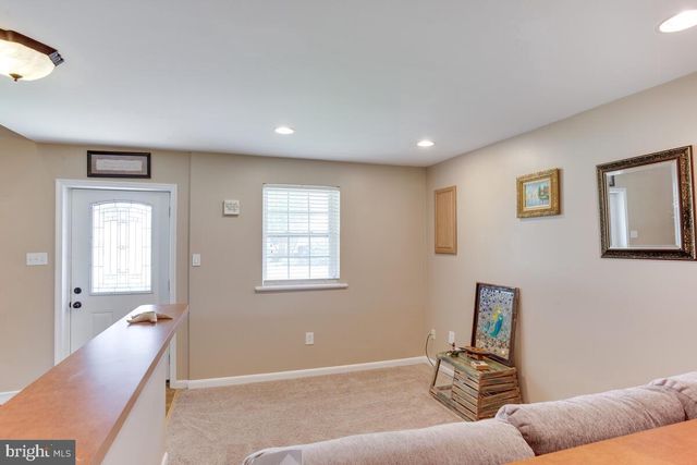 324 OVERLOOK DR, Prince Frederick, MD 20678
