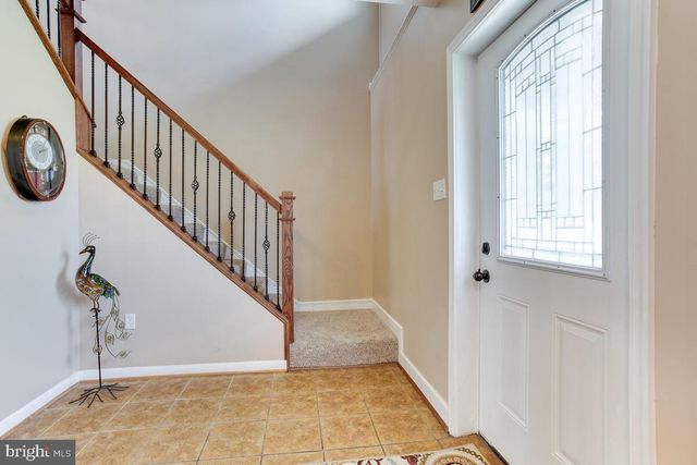 324 OVERLOOK DR, Prince Frederick, MD 20678