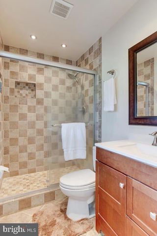 324 OVERLOOK DR, Prince Frederick, MD 20678