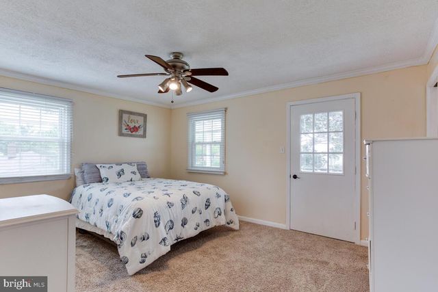 324 OVERLOOK DR, Prince Frederick, MD 20678