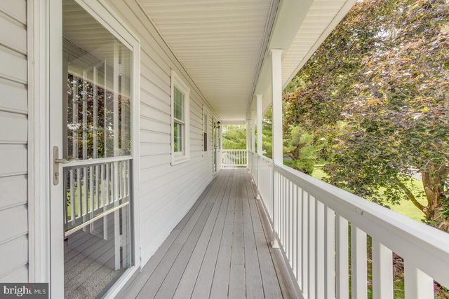 324 OVERLOOK DR, Prince Frederick, MD 20678