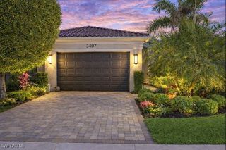 3407 Baltic DR, Naples, FL 34119