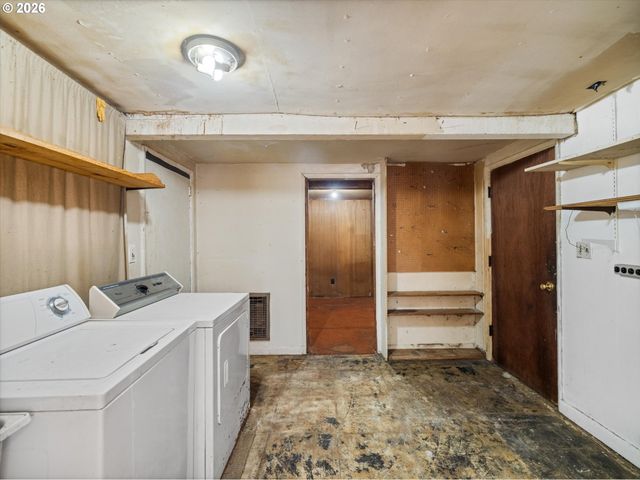 12939 Ne HANCOCK St, Portland, OR 97230