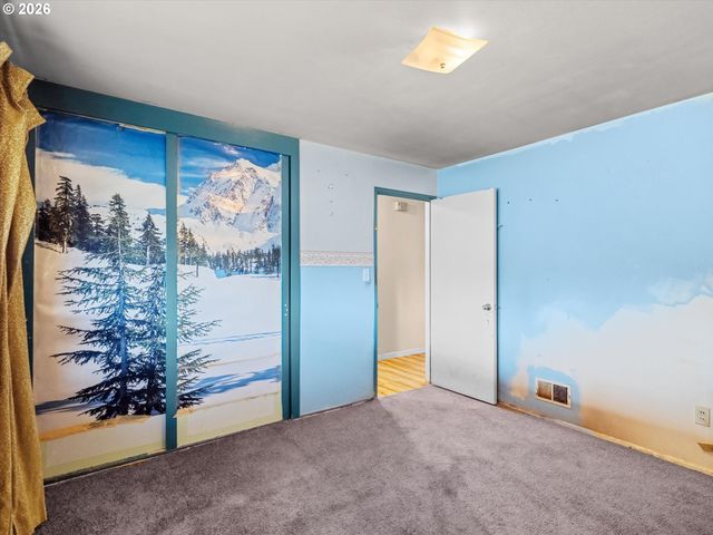 12939 Ne HANCOCK St, Portland, OR 97230