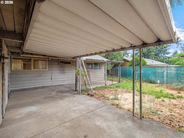 12939 Ne HANCOCK St, Portland, OR 97230