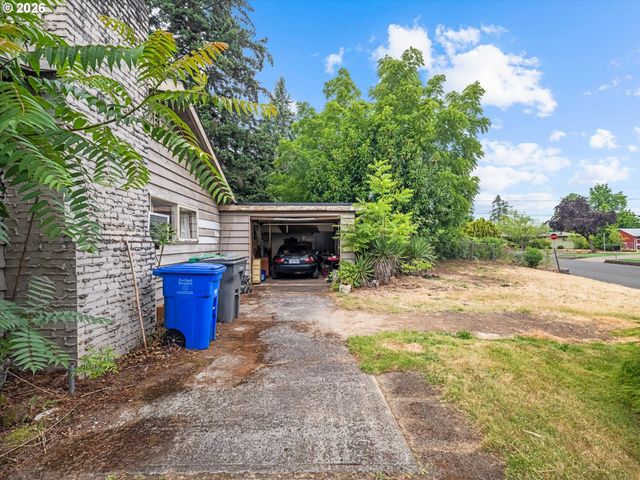12939 Ne HANCOCK St, Portland, OR 97230