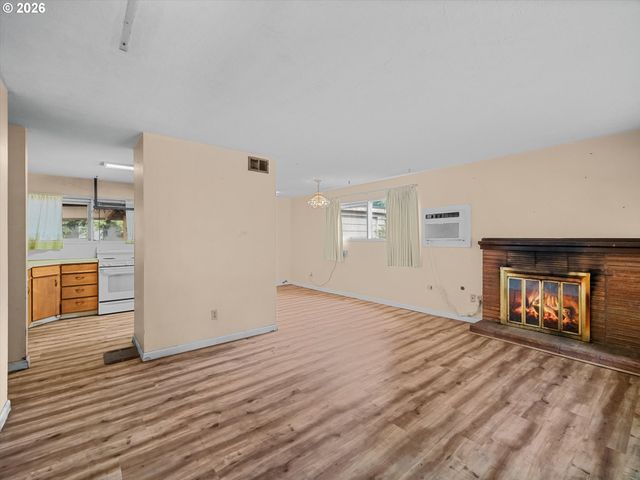 12939 Ne HANCOCK St, Portland, OR 97230