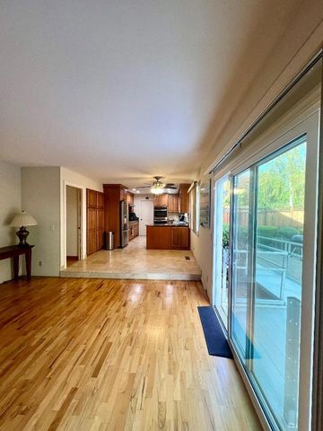 7290 Orchard Drive, Gilroy, CA 95020