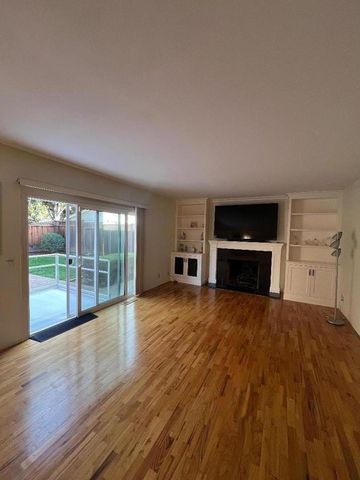 7290 Orchard Drive, Gilroy, CA 95020