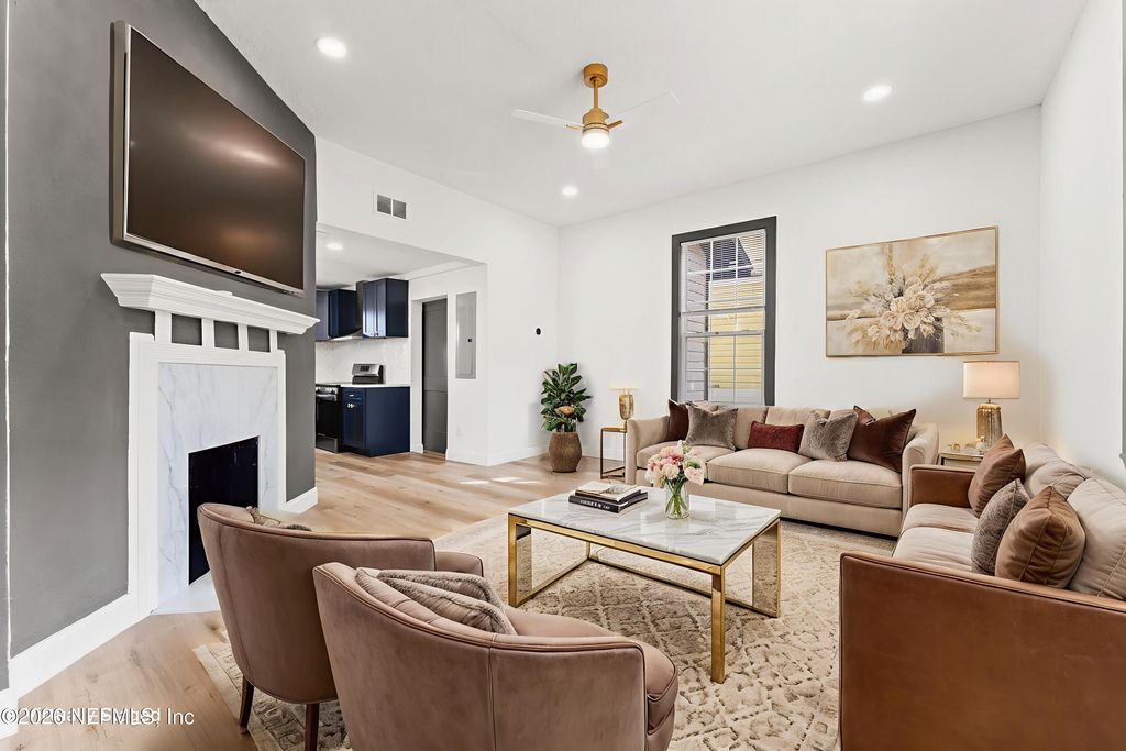 101 E 7TH Street, Jacksonville, FL 32206