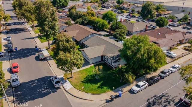 1924 Bobolink Way, Pomona, CA 91767