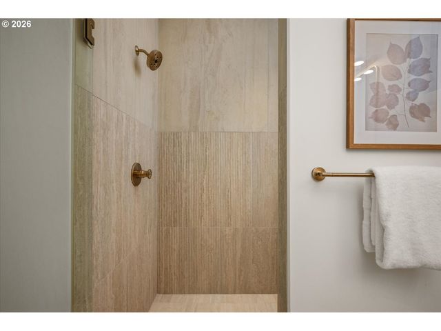 5152 Sw Dawn St, Lake Oswego, OR 97035