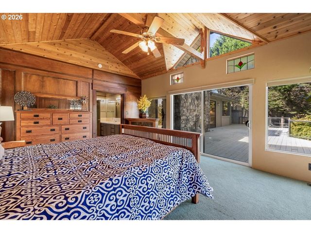17454 BLUFF Dr, Brookings, OR 97415
