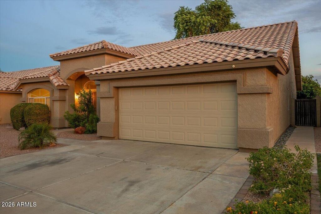 2347 E RANCH Road, Gilbert, AZ 85296 — photo 3