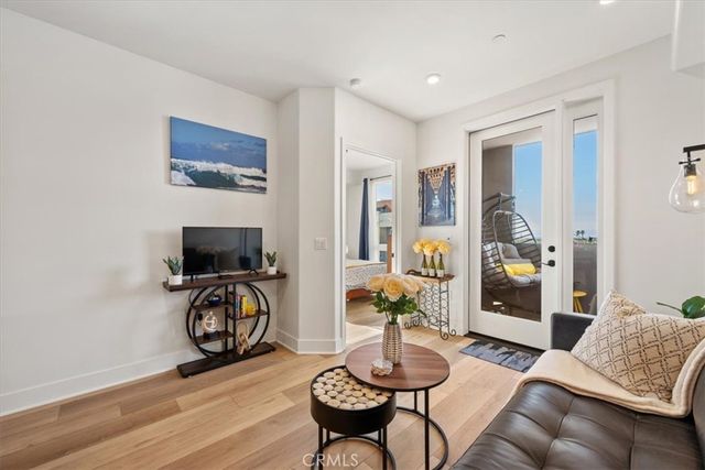 402 W Grand Avenue 301, Grover Beach, CA 93433