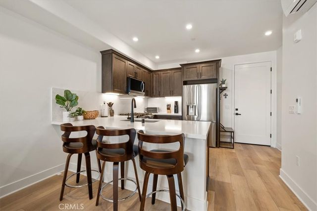 402 W Grand Avenue 301, Grover Beach, CA 93433