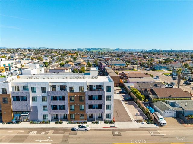 402 W Grand Avenue 301, Grover Beach, CA 93433