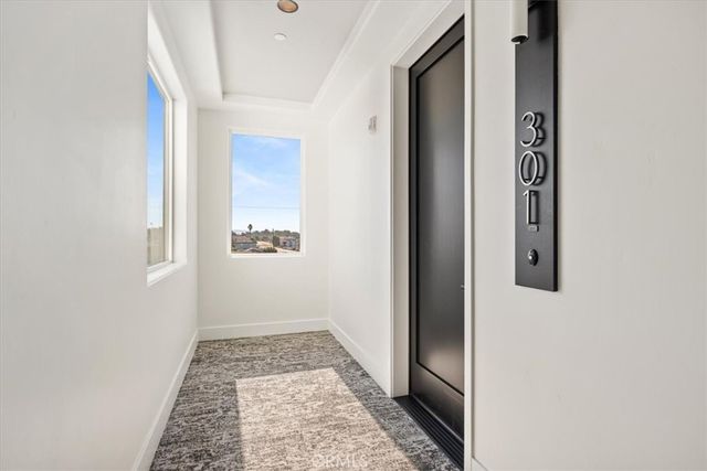 402 W Grand Avenue 301, Grover Beach, CA 93433