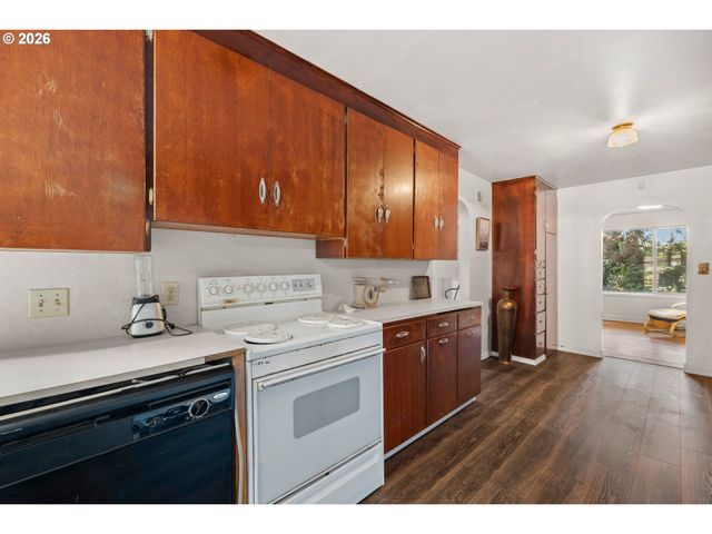 34799 N HONEYMAN Rd, Scappoose, OR 97056