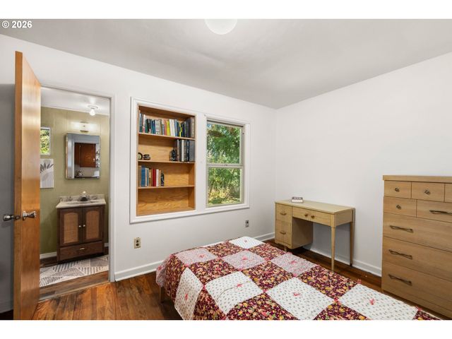 34799 N HONEYMAN Rd, Scappoose, OR 97056