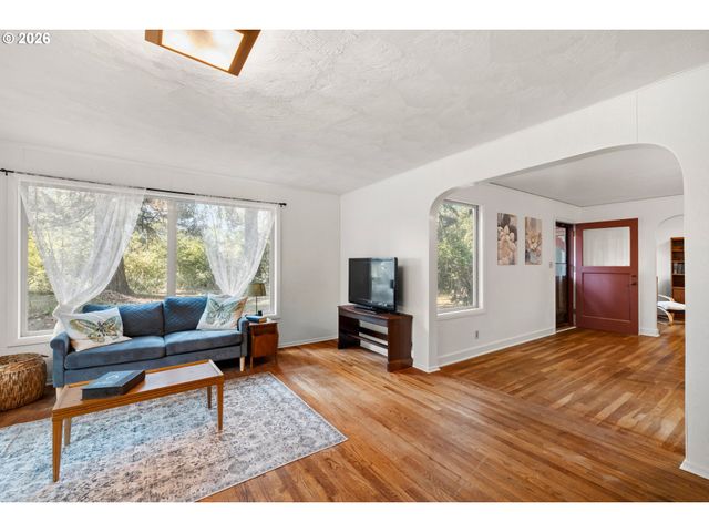 34799 N HONEYMAN Rd, Scappoose, OR 97056