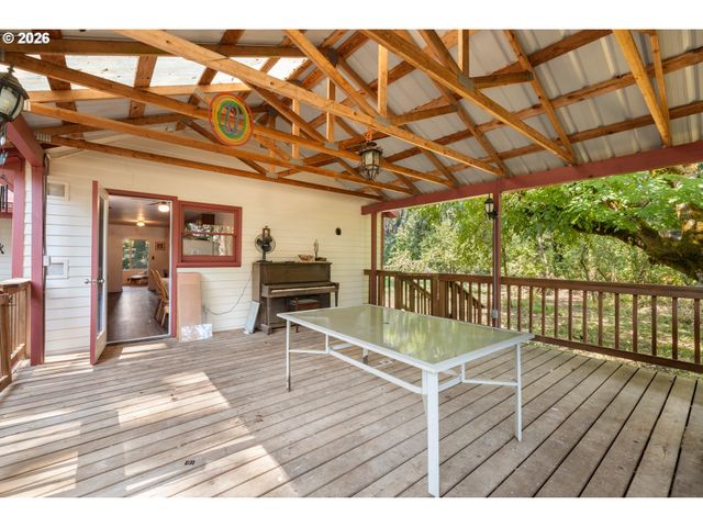34799 N HONEYMAN Rd, Scappoose, OR 97056