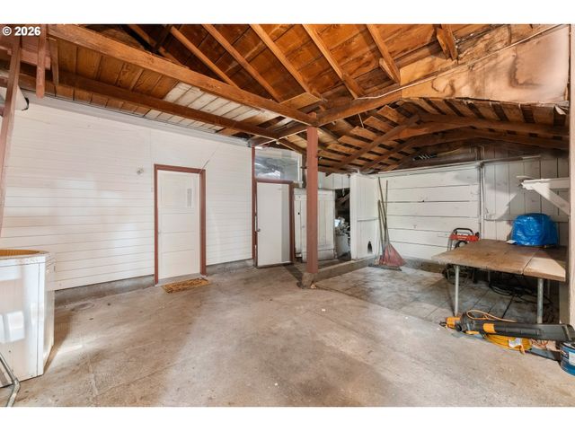 34799 N HONEYMAN Rd, Scappoose, OR 97056
