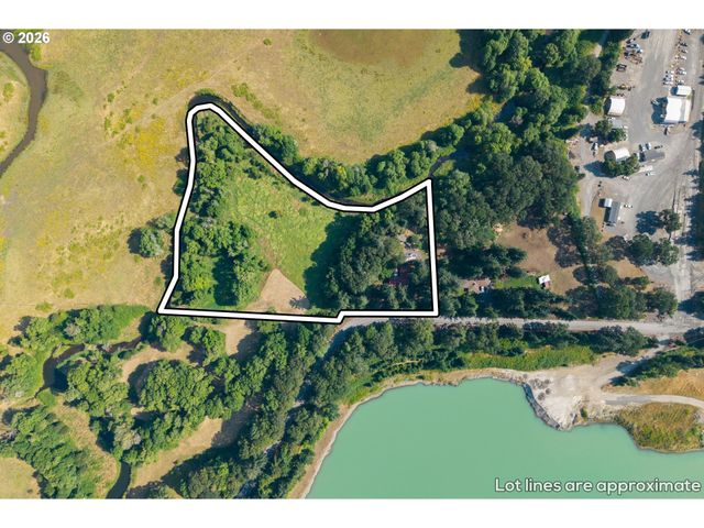 34799 N HONEYMAN Rd, Scappoose, OR 97056