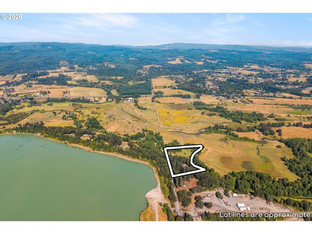34799 N HONEYMAN Rd, Scappoose, OR 97056
