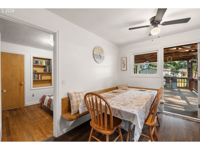 34799 N HONEYMAN Rd, Scappoose, OR 97056
