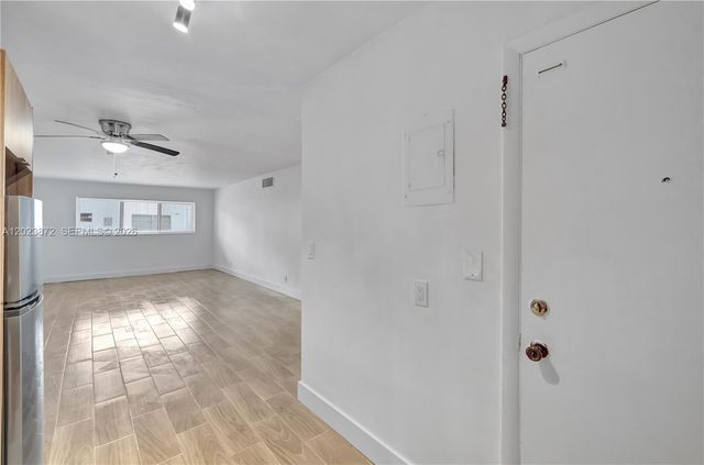 1939 Jefferson St 103, Hollywood, FL 33020