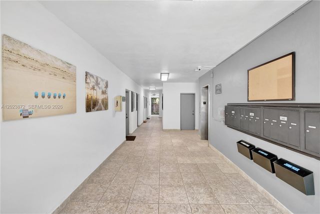 1939 Jefferson St 103, Hollywood, FL 33020