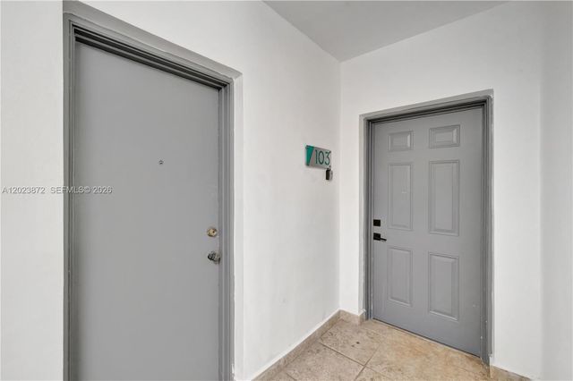 1939 Jefferson St 103, Hollywood, FL 33020