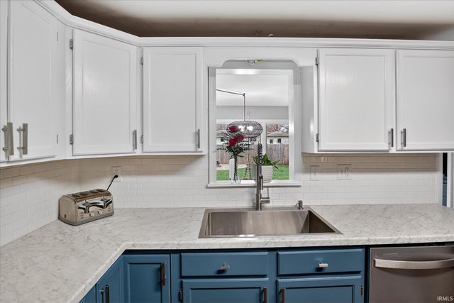 1301 S 13th Street, Goshen, IN 46526