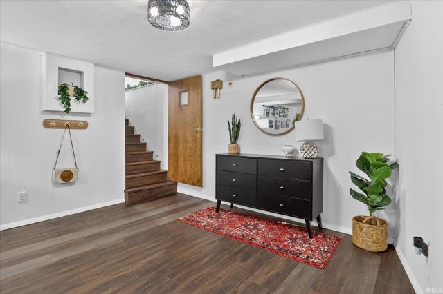 1301 S 13th Street, Goshen, IN 46526