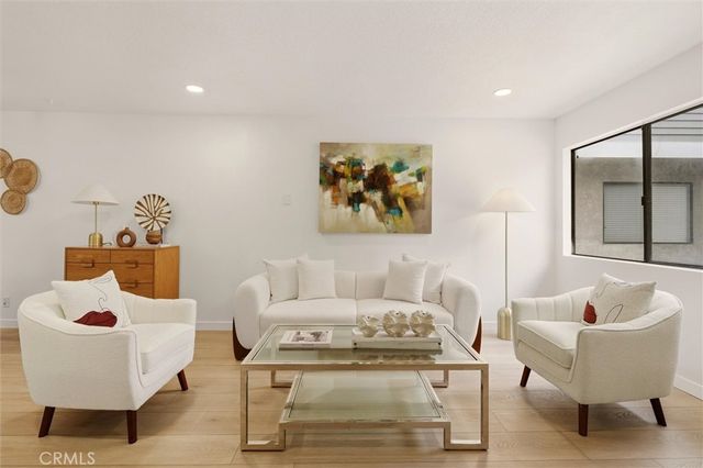 633 Hardin Drive 3, Inglewood, CA 90302