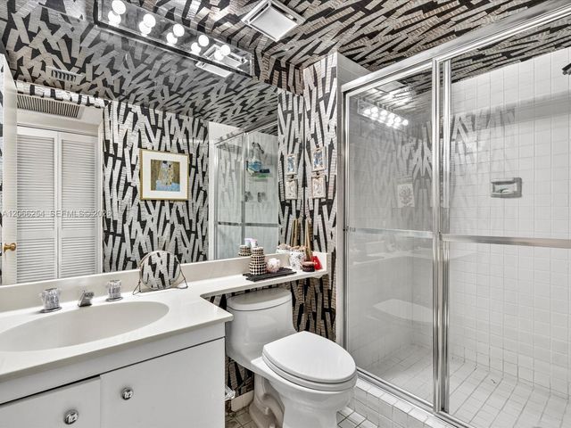 4000 Towerside Terrace 1407, Miami, FL 33138