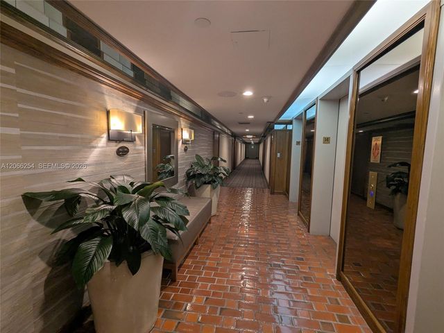 4000 Towerside Terrace 1407, Miami, FL 33138