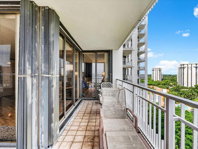 4000 Towerside Terrace 1407, Miami, FL 33138