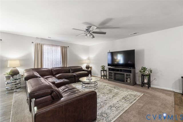 7731 Lovegrass Ter, New Kent, VA 23124