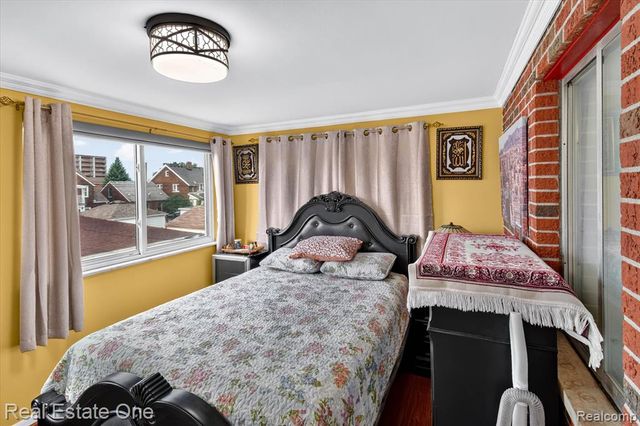 5001 Reuter Street, Dearborn, MI 48126