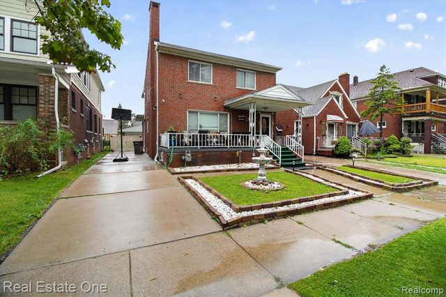 5001 Reuter Street, Dearborn, MI 48126