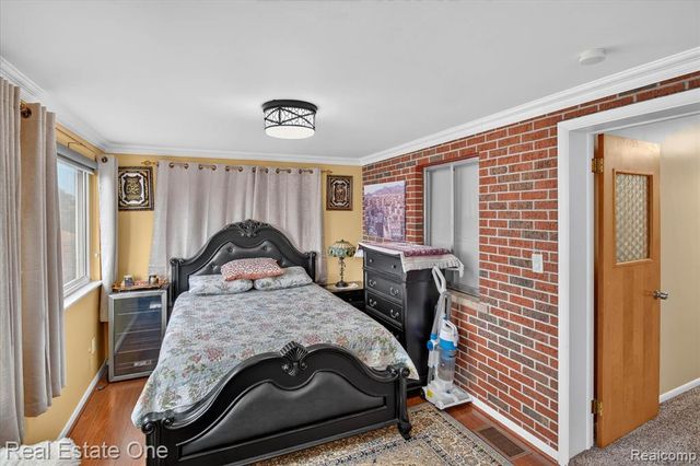 5001 Reuter Street, Dearborn, MI 48126