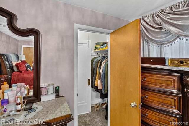 5001 Reuter Street, Dearborn, MI 48126