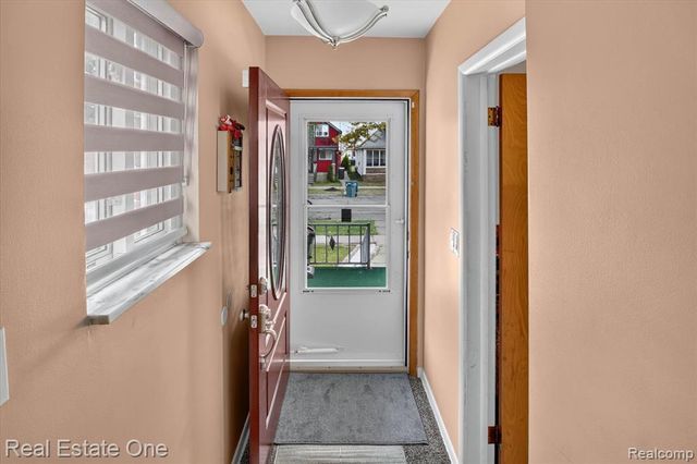 5001 Reuter Street, Dearborn, MI 48126