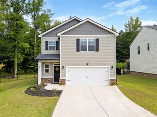 480 Shasta Court, Hoschton, GA 30548