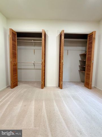 6660 HORSESHOE DR, La Plata, MD 20646