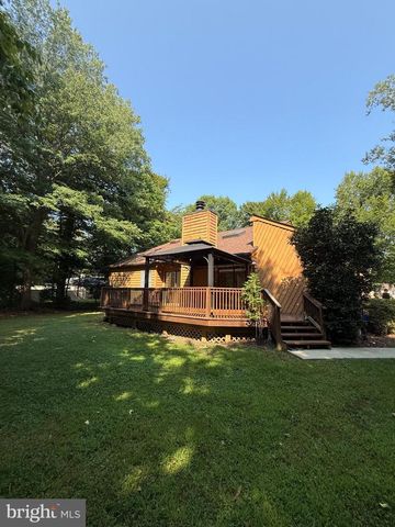 6660 HORSESHOE DR, La Plata, MD 20646